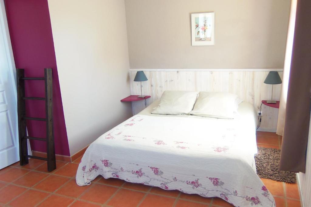 La Petite Madeleine Hotel Castillon-la-Bataille Room photo