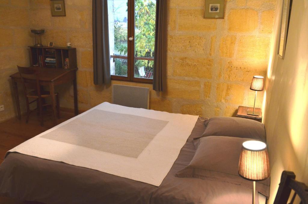 La Petite Madeleine Hotel Castillon-la-Bataille Room photo