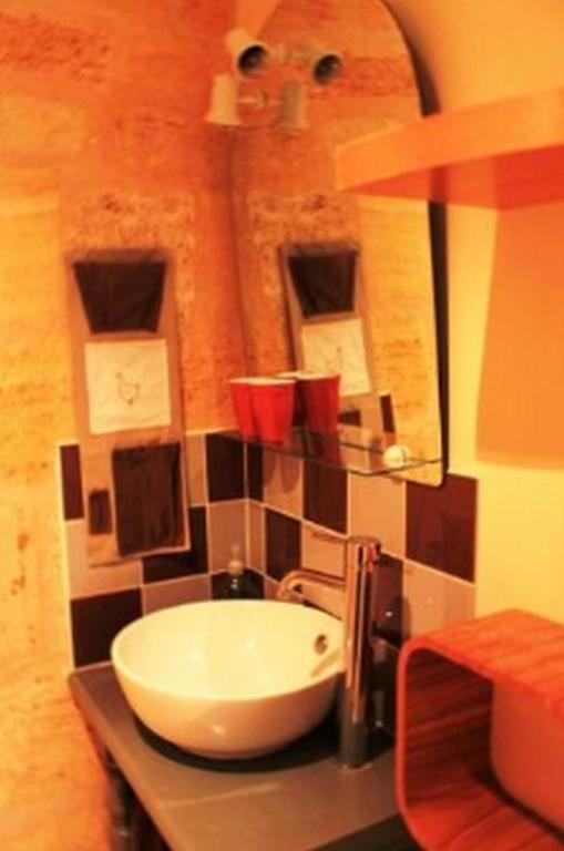 La Petite Madeleine Hotel Castillon-la-Bataille Room photo